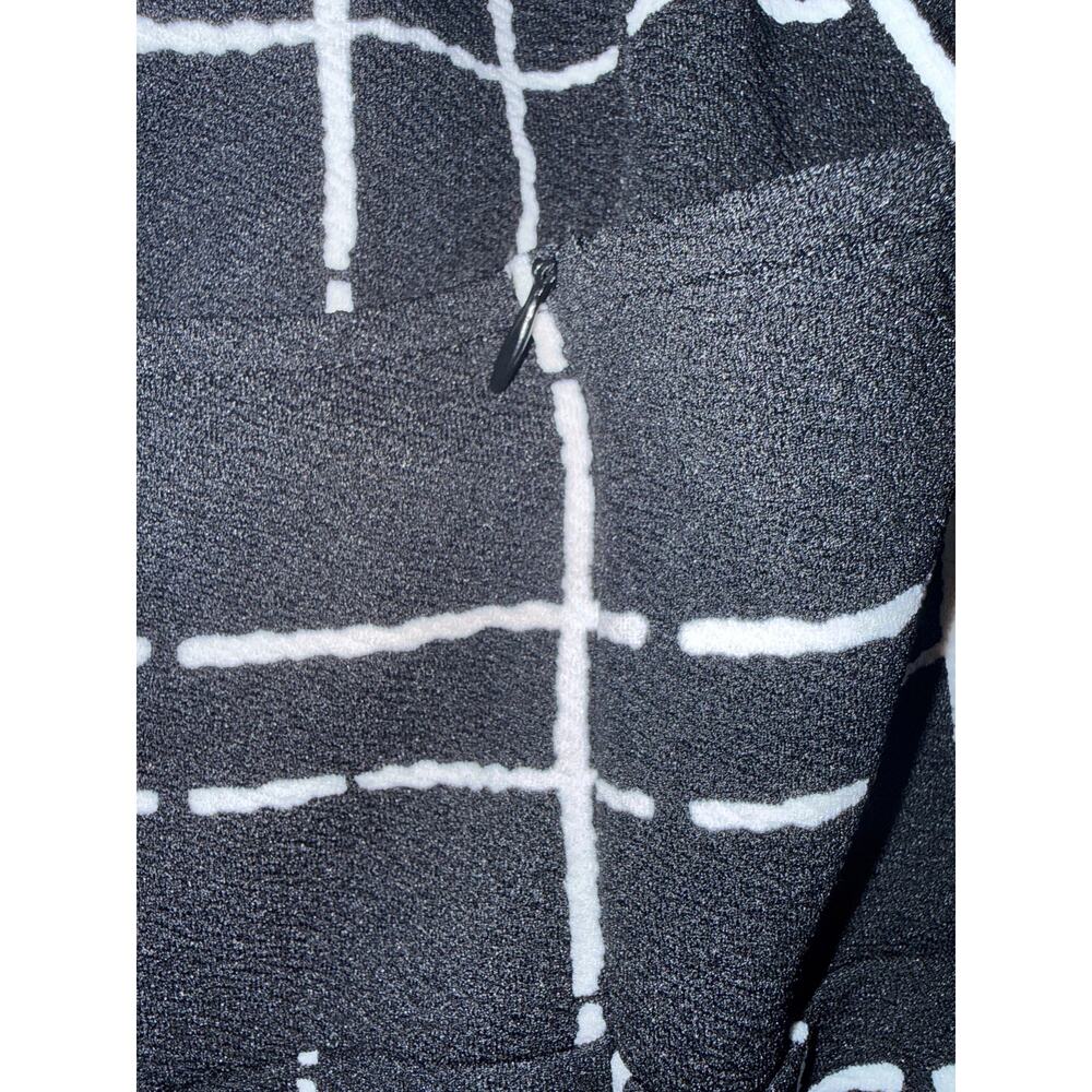 Cupshe jumper, tie straps, pockets, zipper back, women’s XS, black plaid pattern - Picture 5 of 5